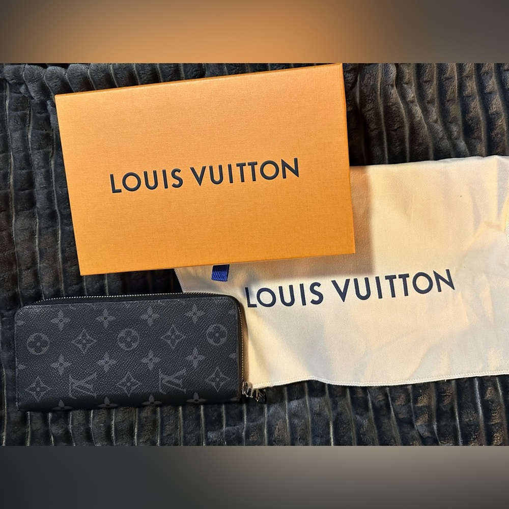 Louis Vuitton Zippy Wallet Vertical Eclipse New